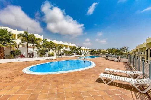 Townhouse Costa Adeje — 4-Star Luxury Hotel in Adeje, Spain