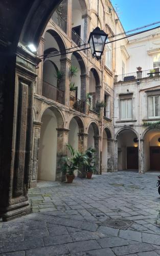 Carmelina 20 — 4-Star Luxury Hotel in Naples, Italy