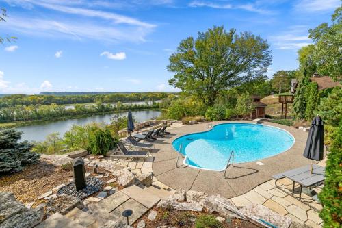 Riverfront Inn - photo 55