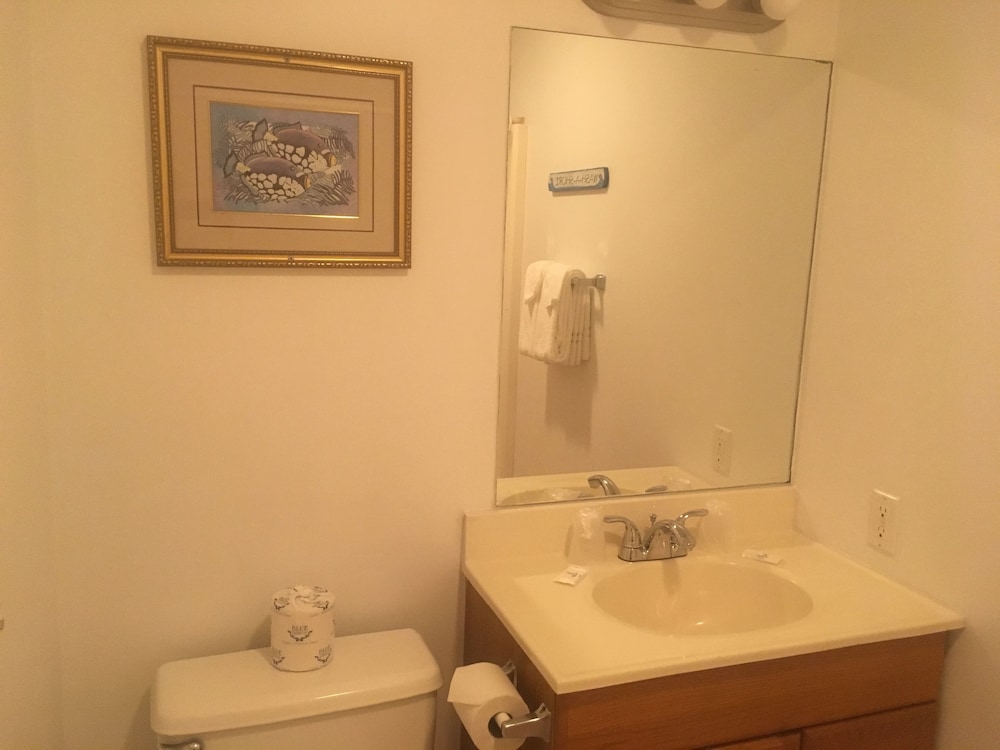 Ocean Cove Motel - photo 25