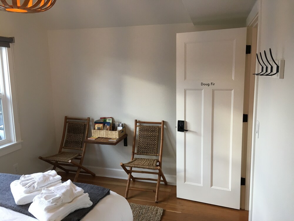 The Alberta Petite Hotel - photo 5
