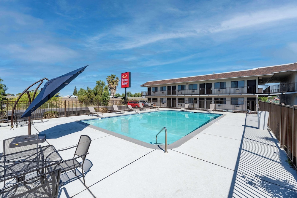 Econo Lodge Stockton near I 5 Fairgrounds - photo 29