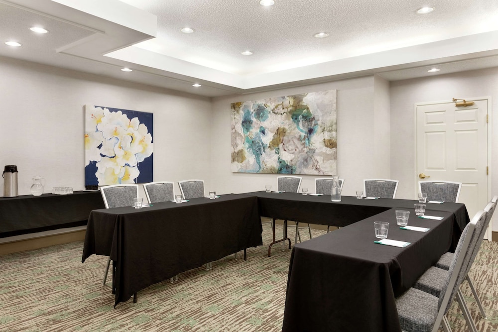 Homewood Suites by Hilton Columbus Dublin - photo 44