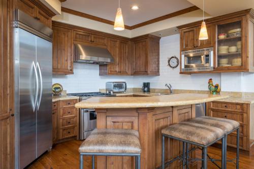Colonnade Residence 14 at Ketchum — Ketchum — photo 3