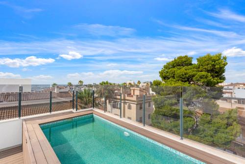 Tokai Beach Apartment Lo Pagan — 4-Star Luxury Hotel in San Pedro Del Pinatar, Spain