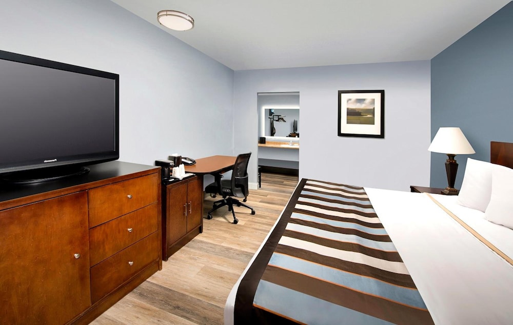 Ivy City Hotel - photo 10