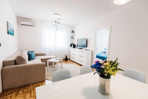 Bianca Apartment with free parking — 4-Star Luxury Hotel in Novi Sad, Serbia