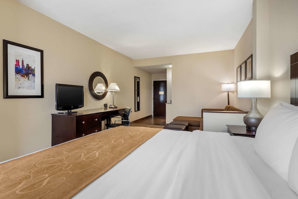 Comfort Suites Lafayette University Area - featured photo