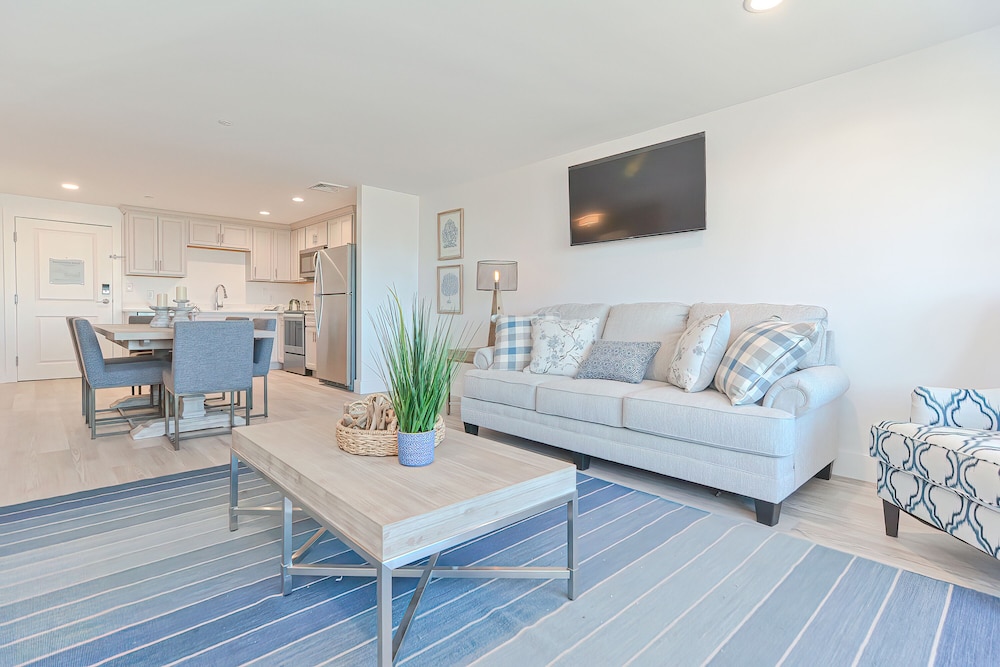 Harbourtown Suites - photo 58