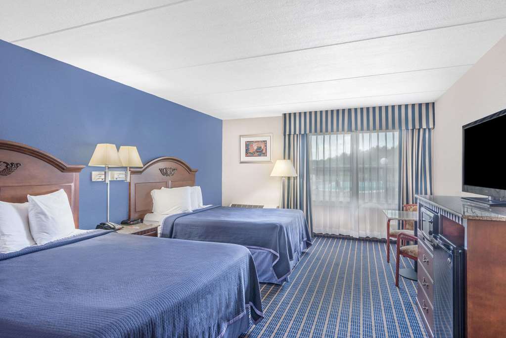 Howard Johnson by Wyndham Bangor - photo 5