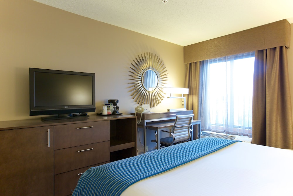 Holiday Inn Express Fargo West Acres by IHG - photo 27