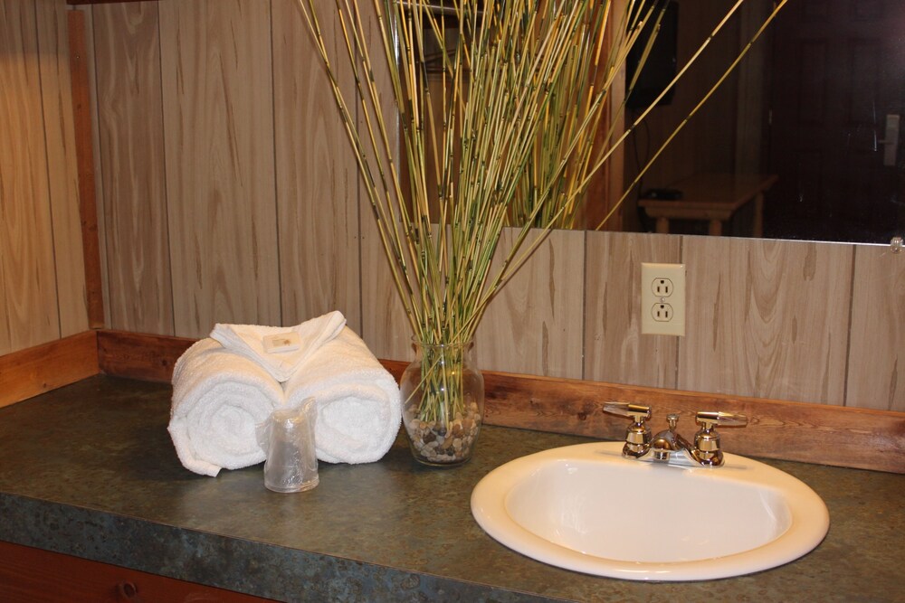 The Rustic Inn - photo 19