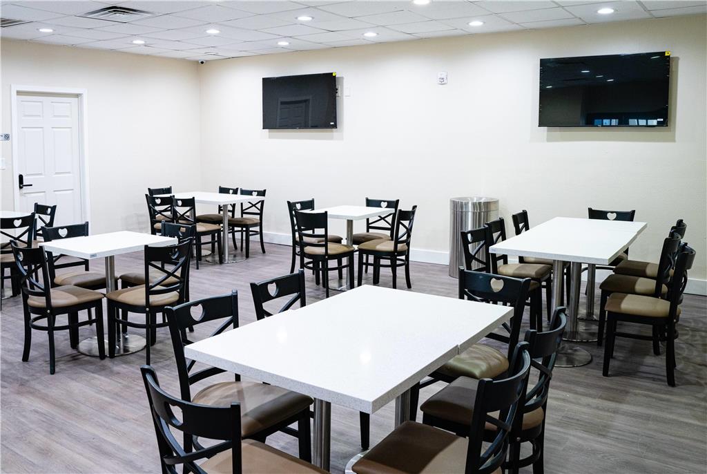 Super 8 by Wyndham Corpus Christi Airport - photo 13