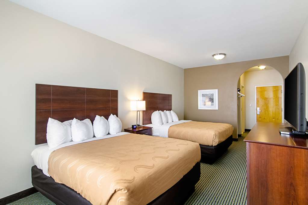 Quality Inn & Suites Near Tanger Outlet Mall - photo 13
