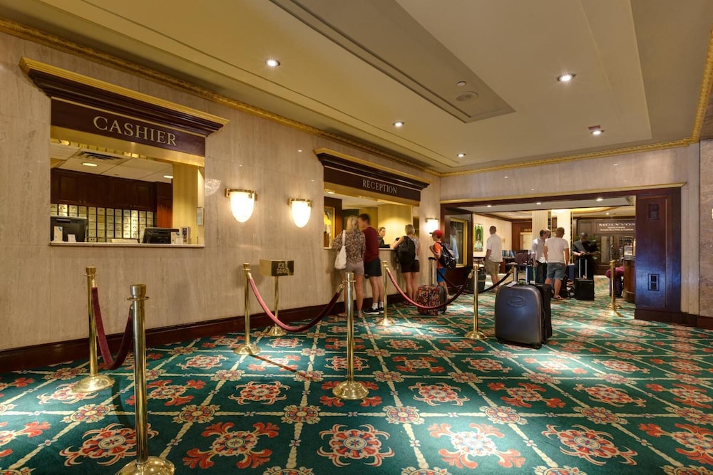 Wellington Hotel - photo 29
