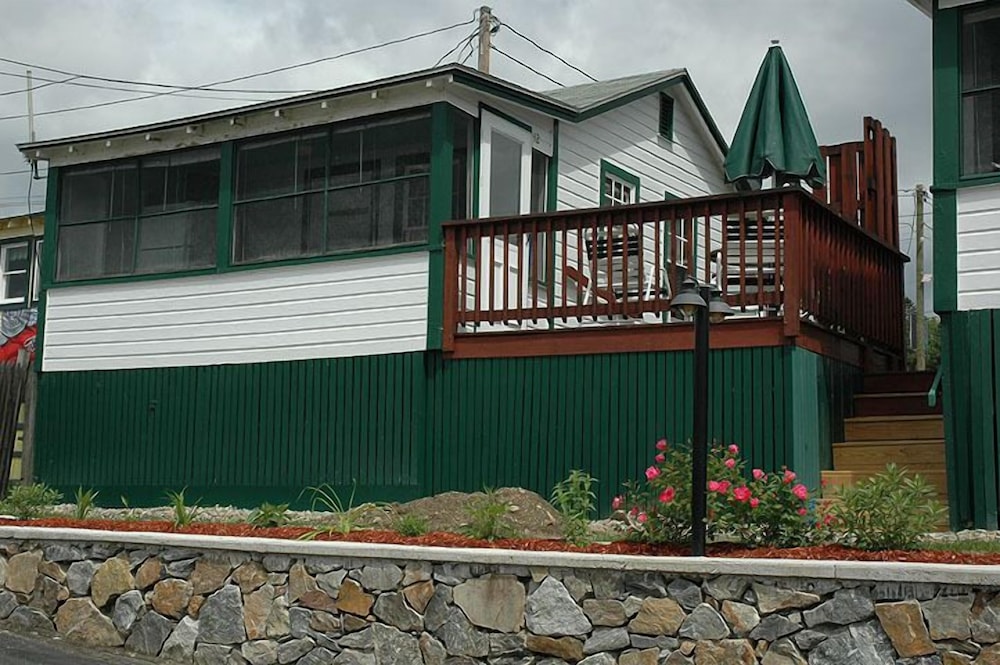 Channel Watefront Cottages - photo 8