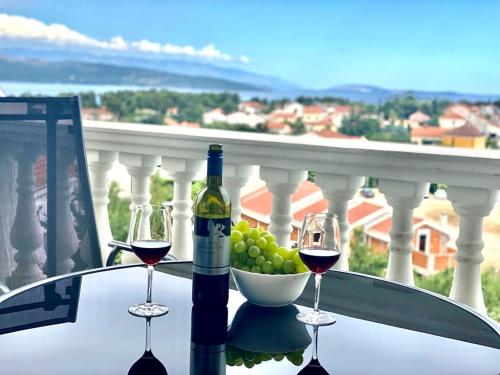Apartmani Janja — 4-Star Luxury Hotel in Krk, Croatia