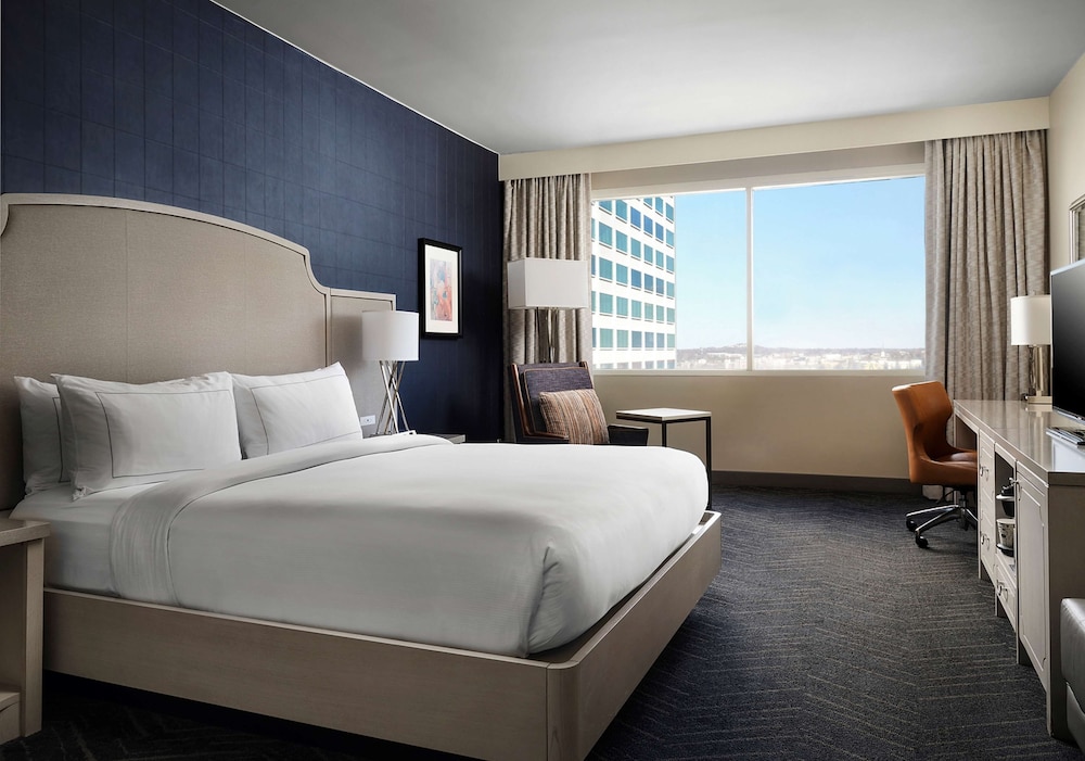 DoubleTree by Hilton Hotel Nashville Downtown - photo 24