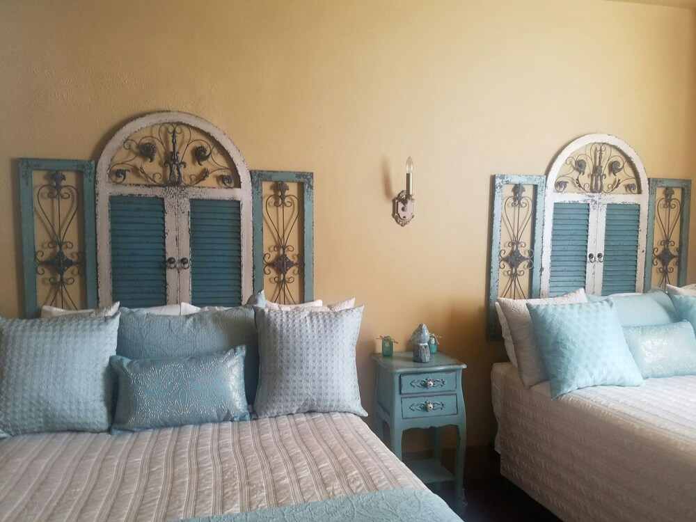 Gibbs Street Manor - photo 6