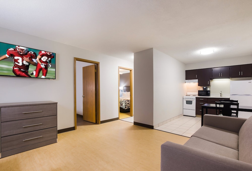 Red Roof Inn Lawrenceburg - photo 20