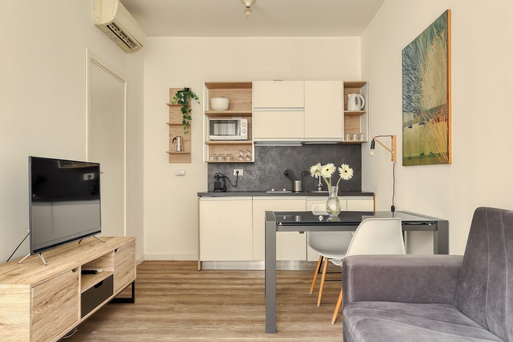 Delightful studios near Parco Tre Torri — 4-Star Luxury Hotel in Milan, Italy