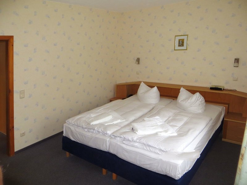 Parkhotel - carbon neutral hotel in Luckau