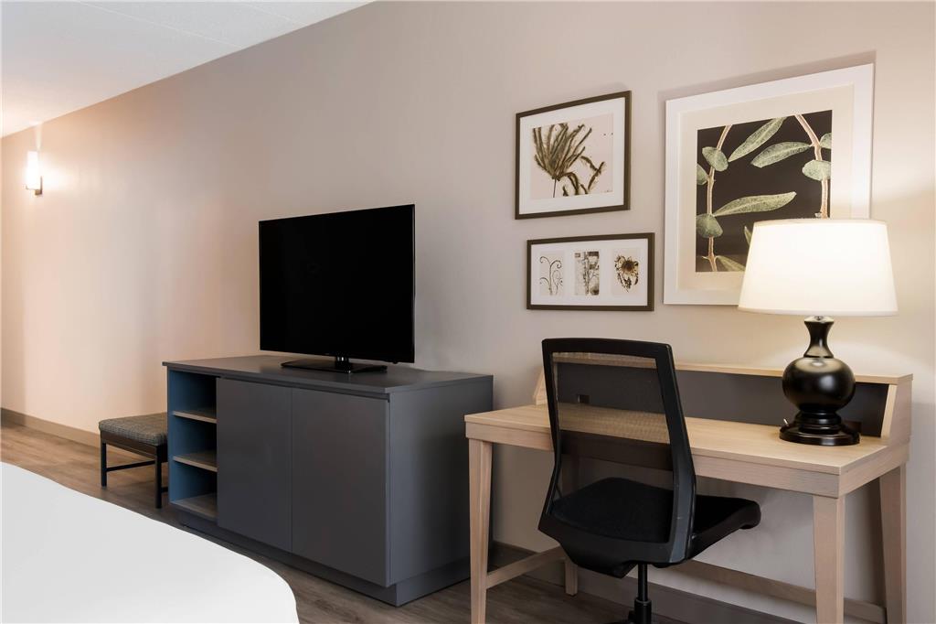 Country Inn & Suites by Radisson Harrisburg Northeast Hershey - photo 11