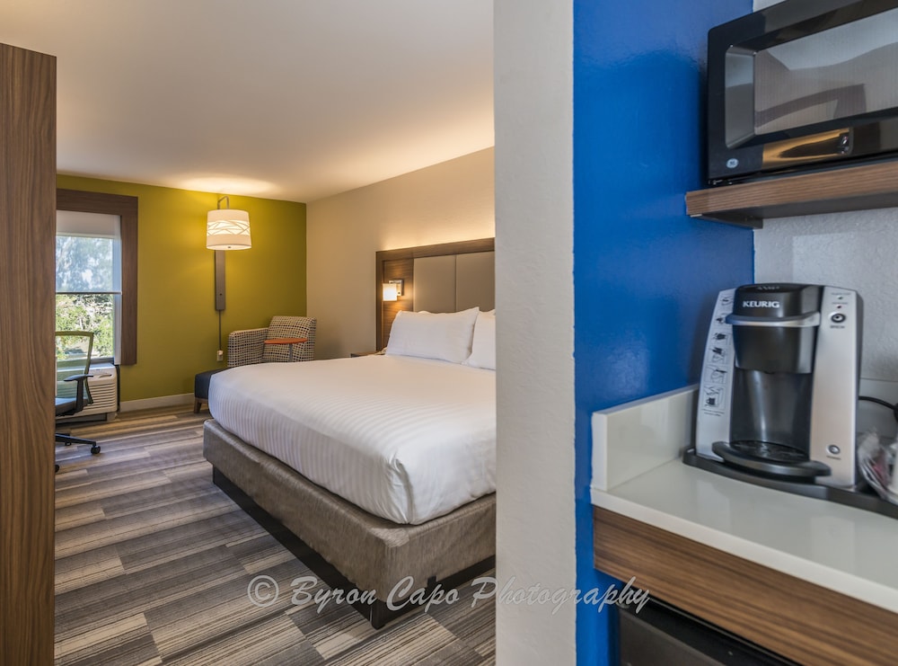 Holiday Inn Express Hotel & Suites Jacksonville South by IHG - photo 12