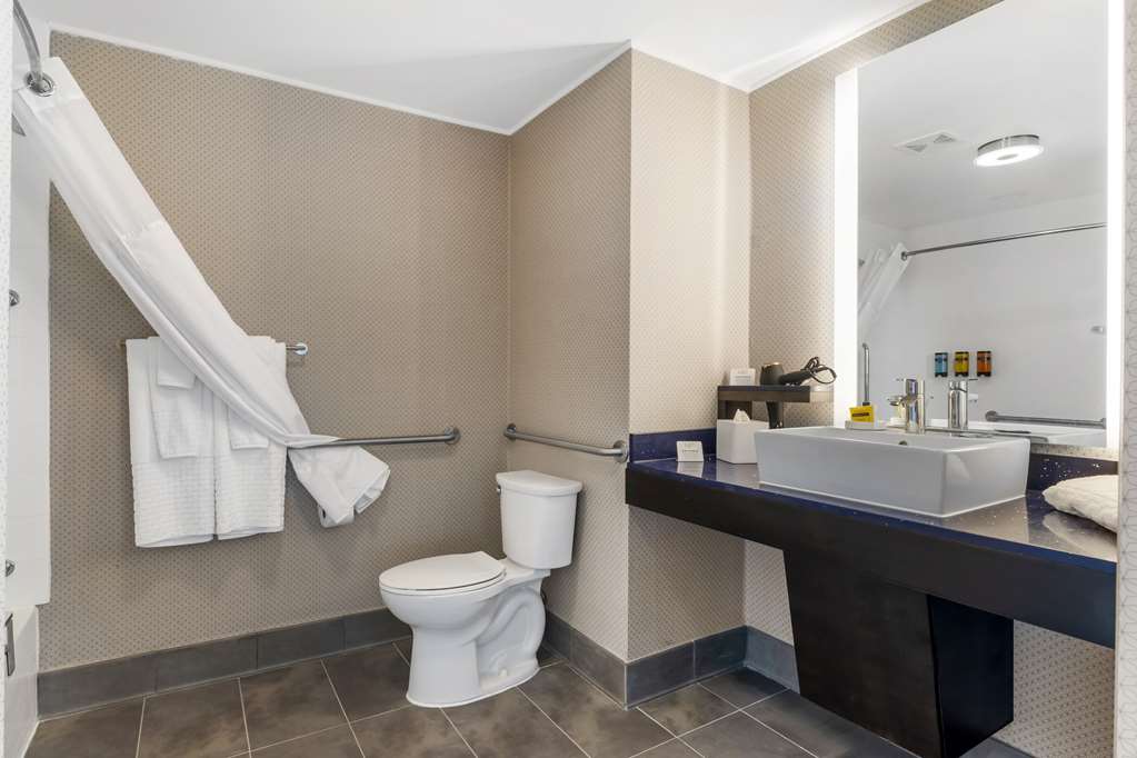 Glō Best Western Pooler Savannah Airport Hotel - photo 25