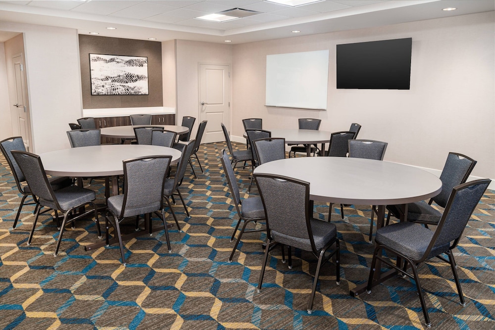 Residence Inn by Marriott Loma Linda Redlands - photo 67