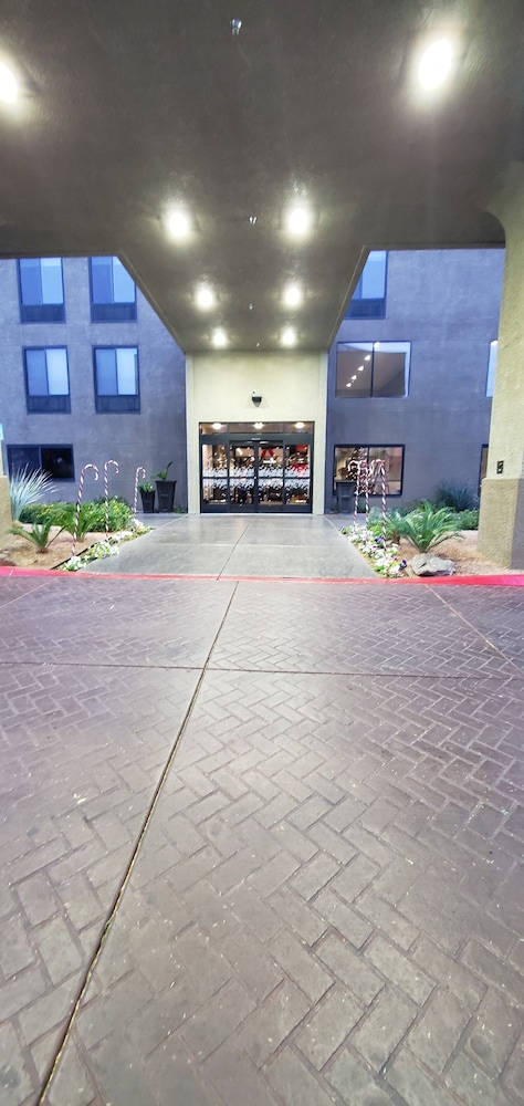 Hampton Inn & Suites Las Vegas Henderson - photo 40