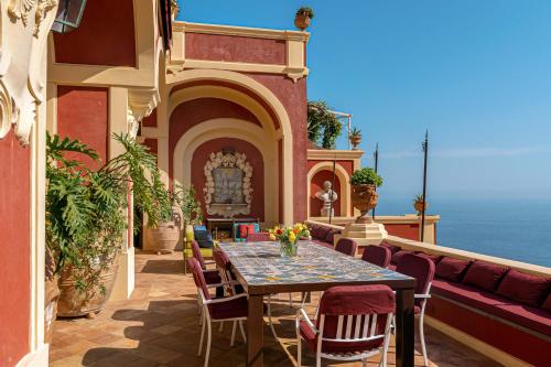 Amore Rentals Palazzo Santa Croce — 4-Star Luxury Hotel in Positano, Italy