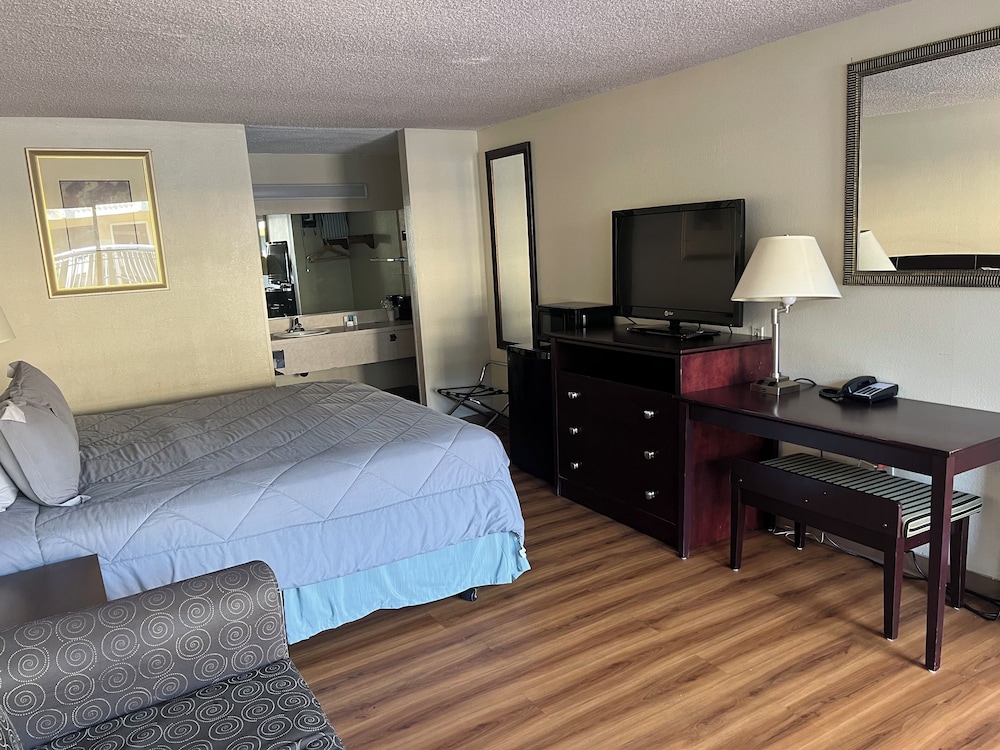 FairBridge Inn Express Tukwila - photo 18