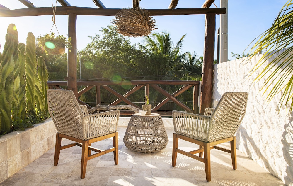 El Corazón Boutique Hotel Adults Only with Beach Club’s pass included in Isla Holbox, Mexico