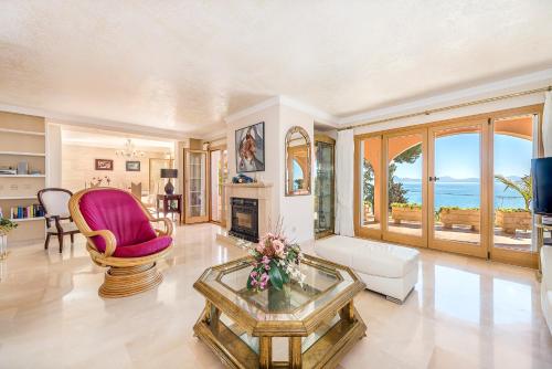 Villa Cami de Aucanada — 4-Star Luxury Hotel in Alcudia, Spain