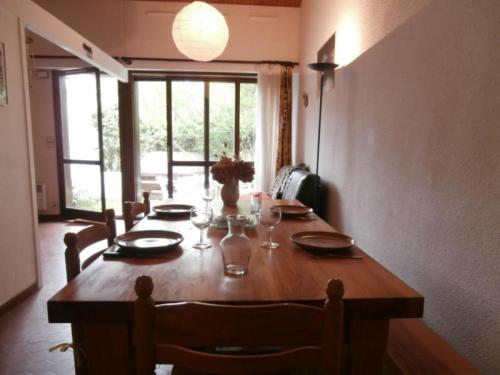 Villa In The Forest Of Seignosse 600M Fr — 4-Star Luxury Hotel in Seignosse, France