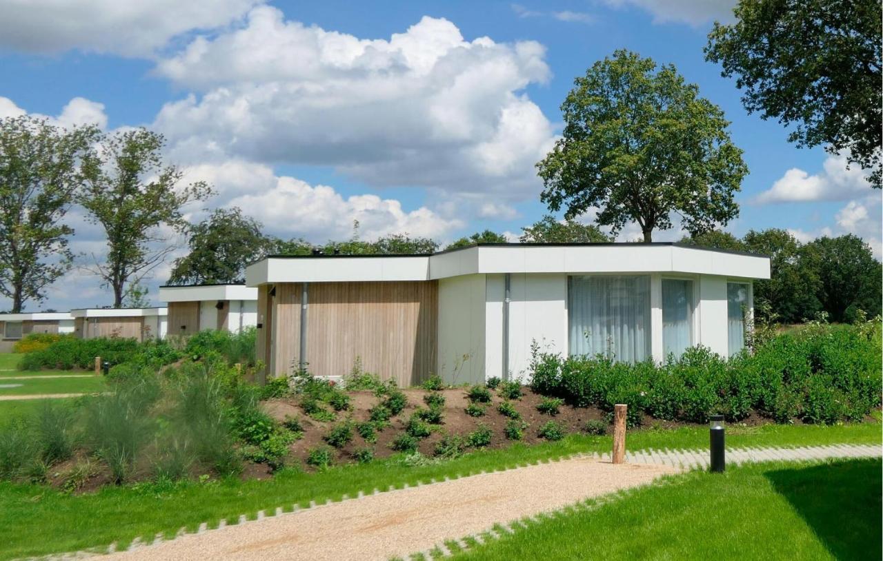 Beautiful Home In Afferden With Wifi — 5-Star Luxury Hotel in Afferden, Netherlands