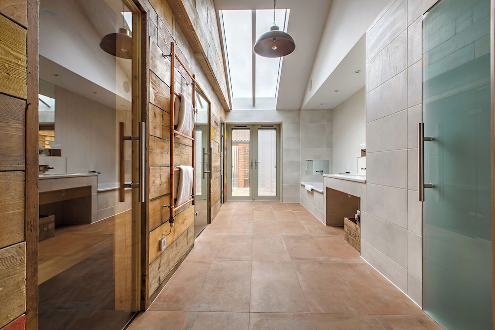 The Pigs in Holt, United Kingdom