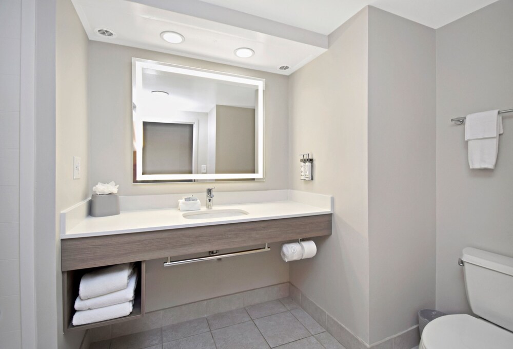 Holiday Inn Express Boone by IHG - photo 36