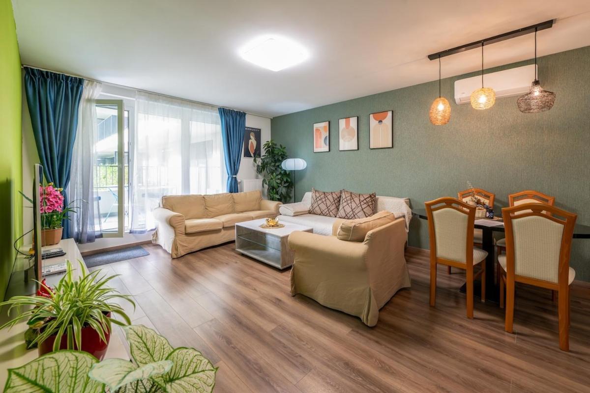 Central Premium Condo — 4-Star Luxury Hotel in Budapest, Hungary
