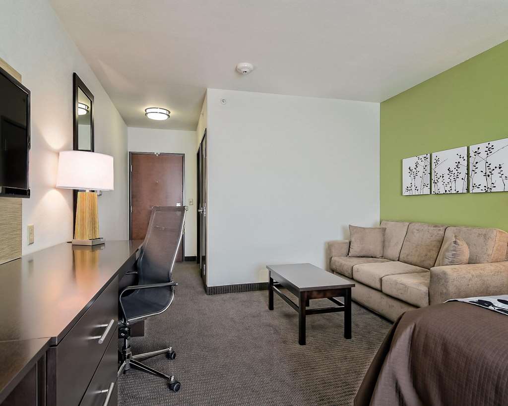 Sleep Inn & Suites Fort Scott - photo 9