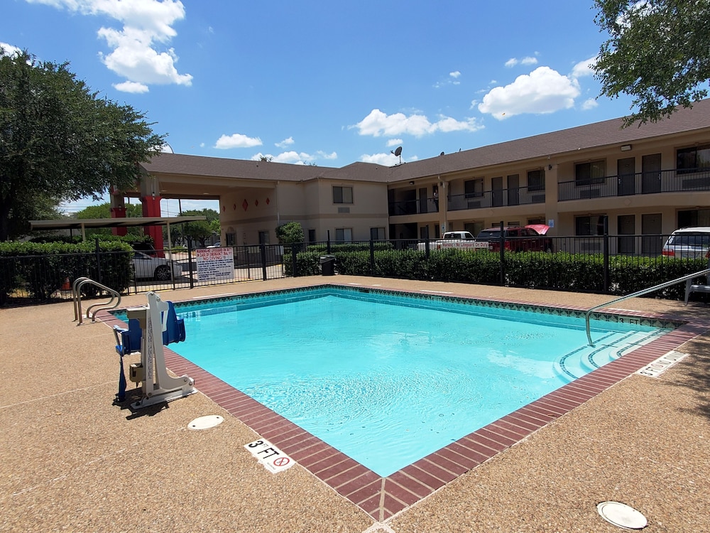Highland Inn Arlington - photo 23