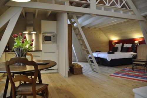 B&B 't Huys van Enaeme — 4-Star Luxury Hotel in Oudenaarde, Belgium