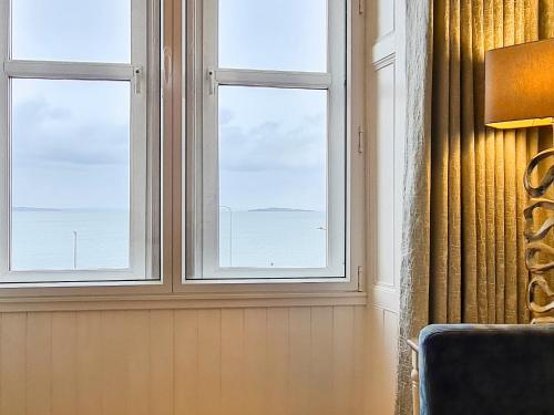 Inchkeith View in Edinburgh, United Kingdom