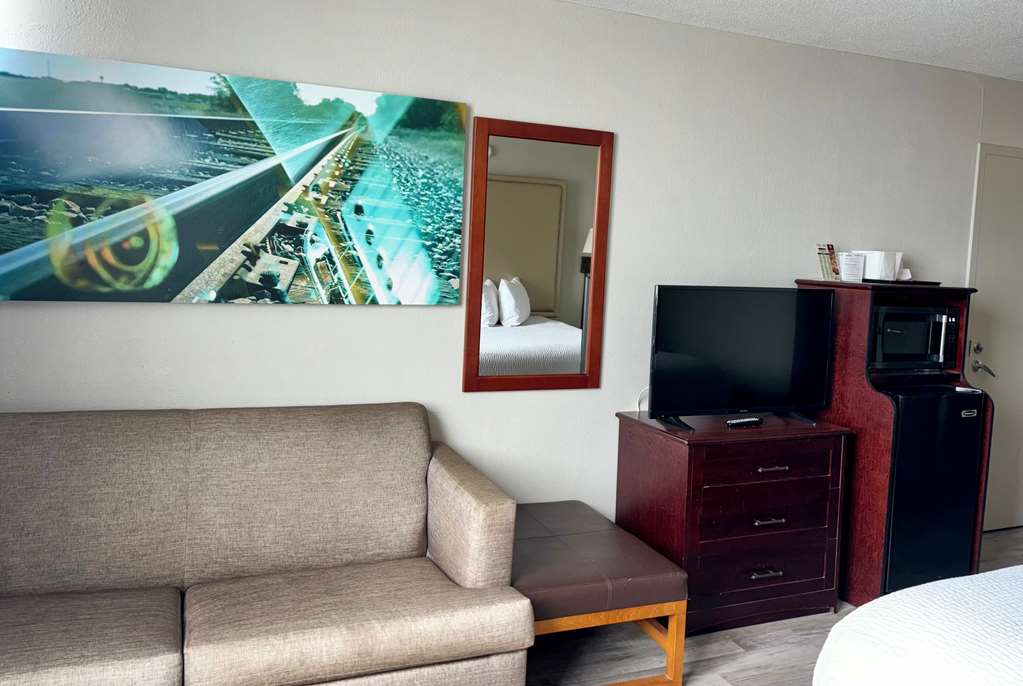 Baymont by Wyndham Keokuk - photo 29