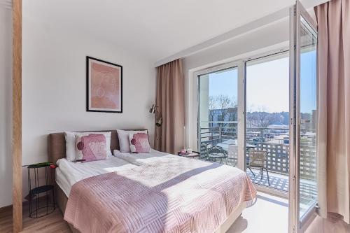 Golden Hour Apartments Grunwaldzka 38 — 4-Star Luxury Hotel in Swinoujscie, Poland
