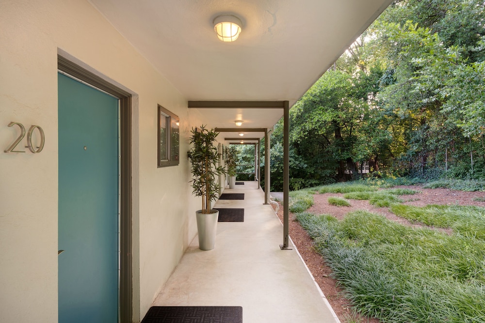 Studios On 25th by BCA Furnished Apts - photo 67