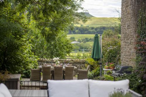 Askrigg Chapel - carbon neutral hotel in Unknown City
