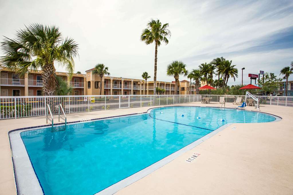 Days Inn by Wyndham Ormond Beach - photo 4