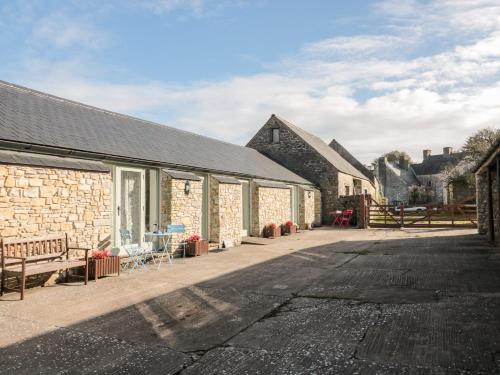 Poppy Cottage — 4-Star Luxury Hotel in Cowbridge, United Kingdom